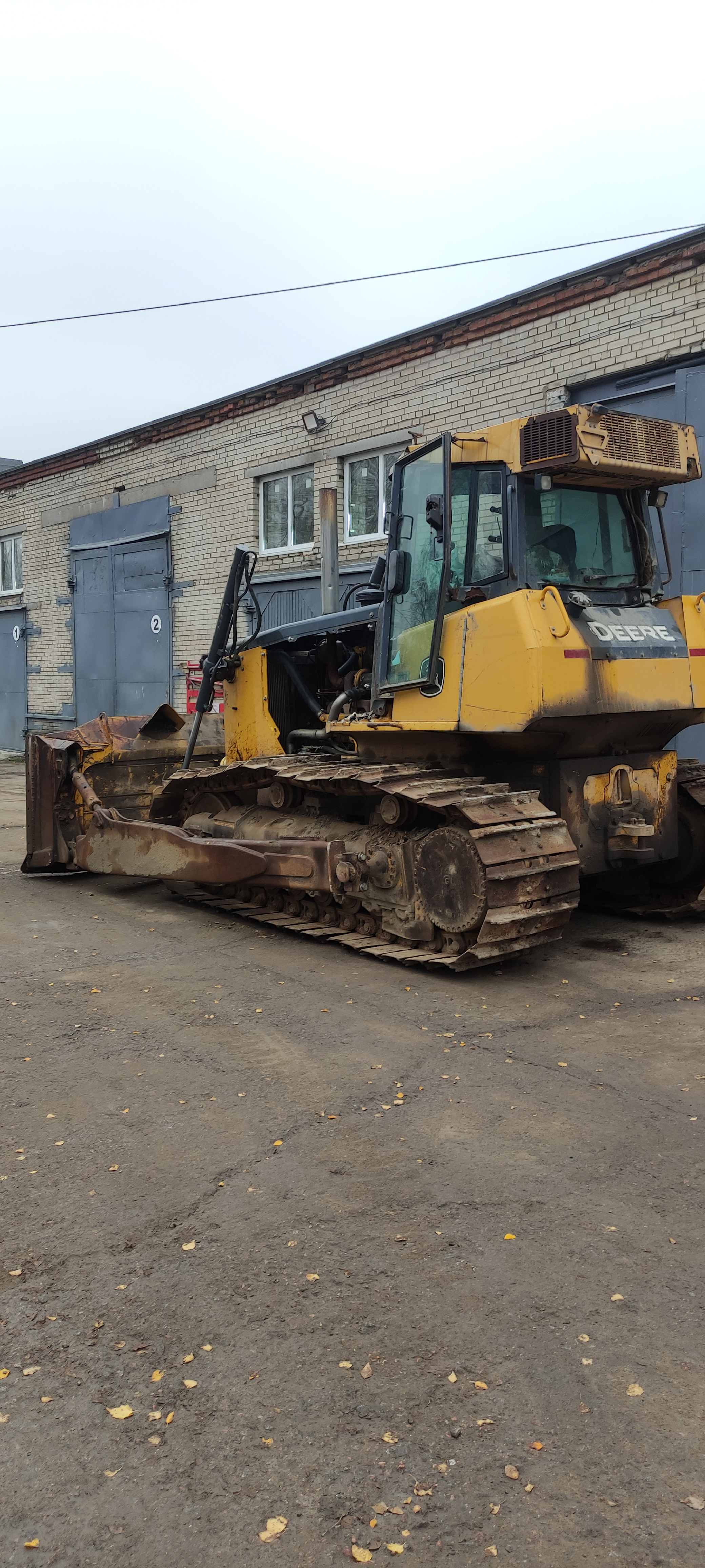 Гусеничный бульдозер John Deere 850J
