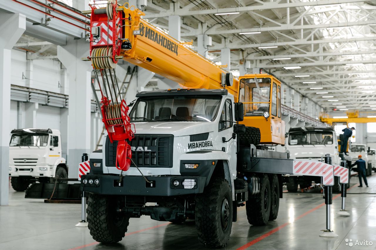 Автокран Ивановец КС-45717-4В