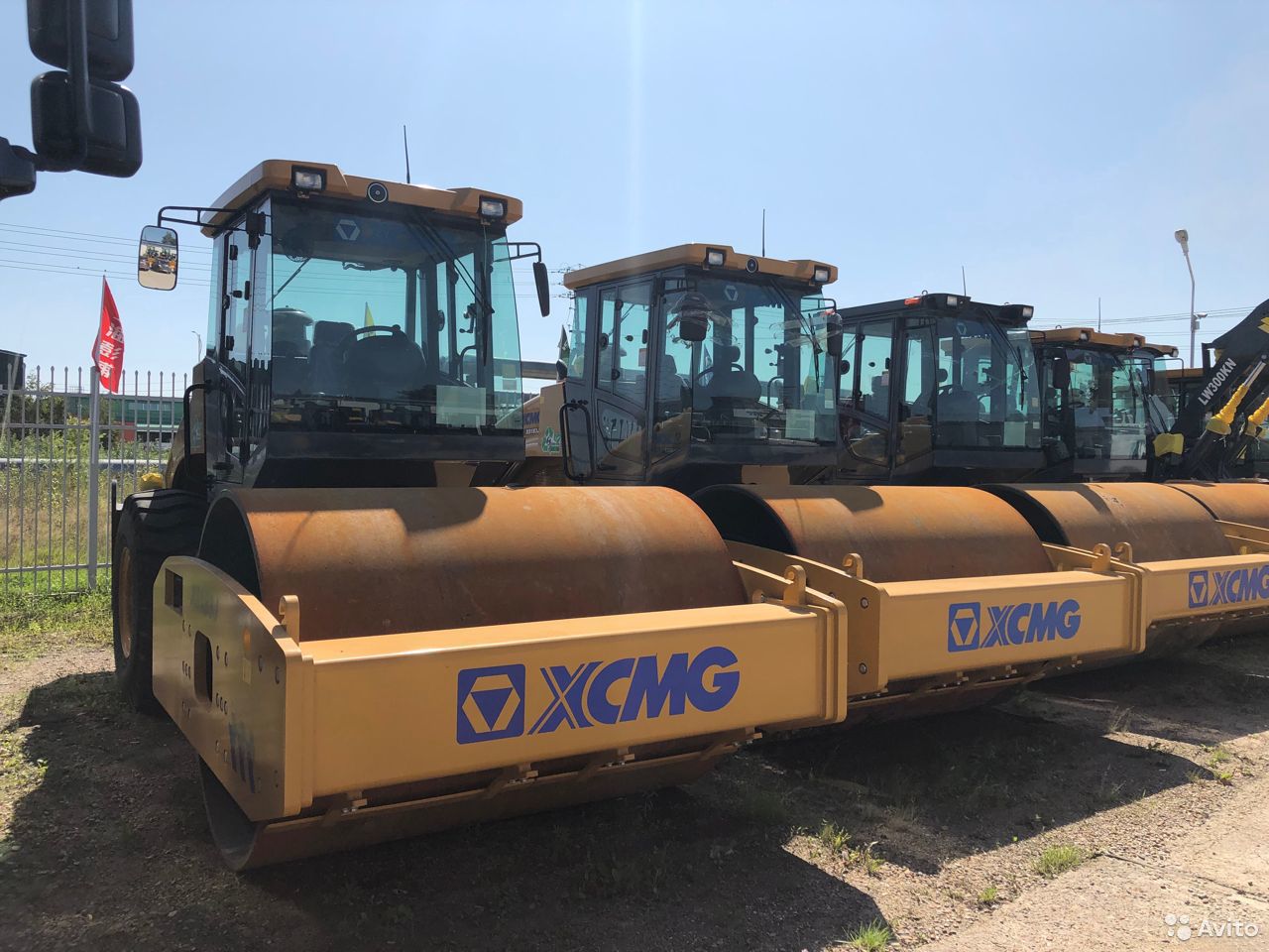 Грунтовый каток XCMG XS183J