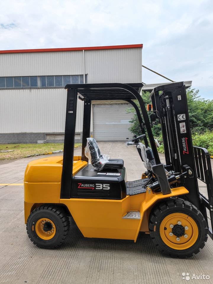 Вилочный погрузчик Zauberg CPCD35-XC5C