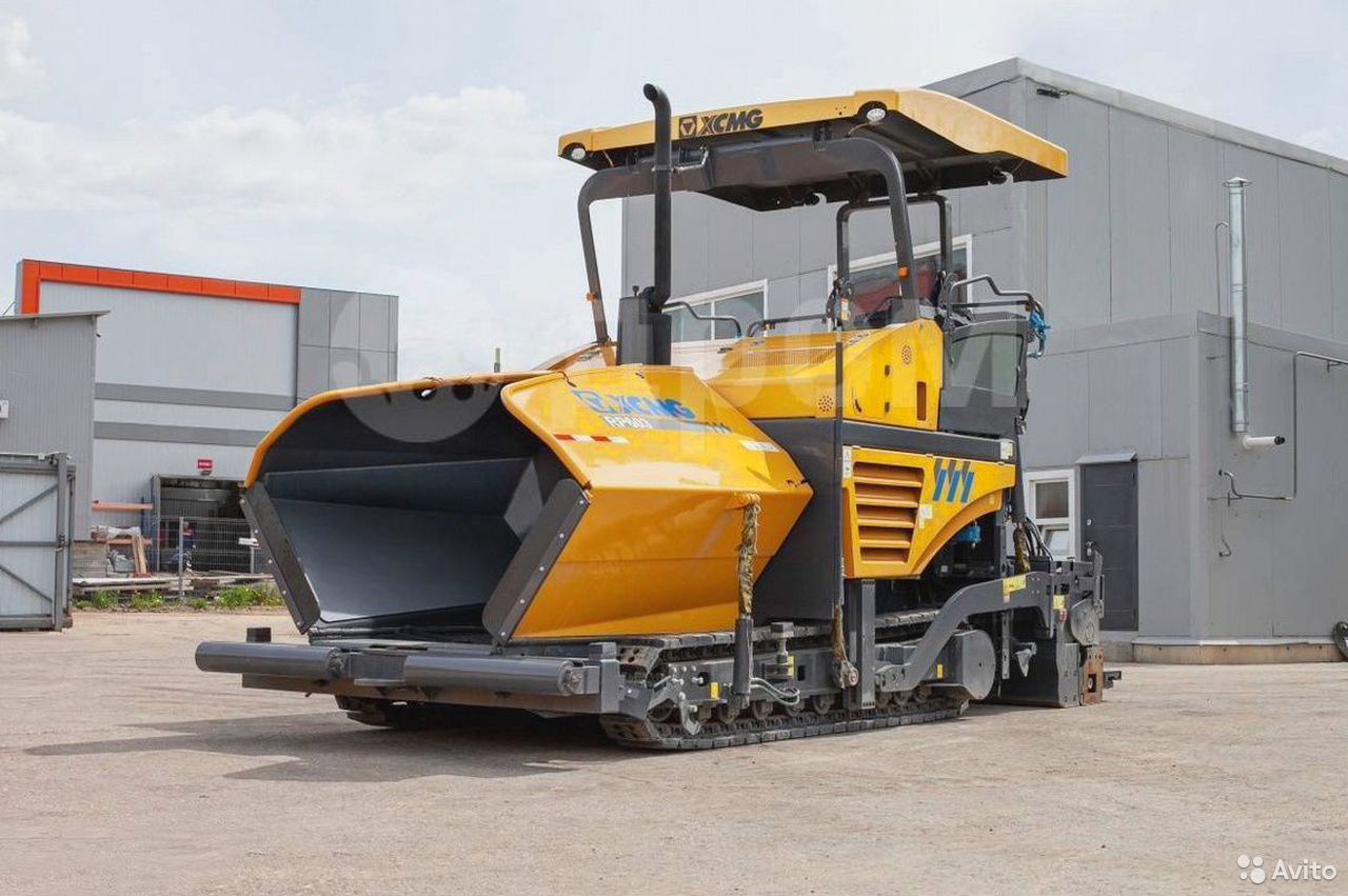Асфальтоукладчик XCMG RP603