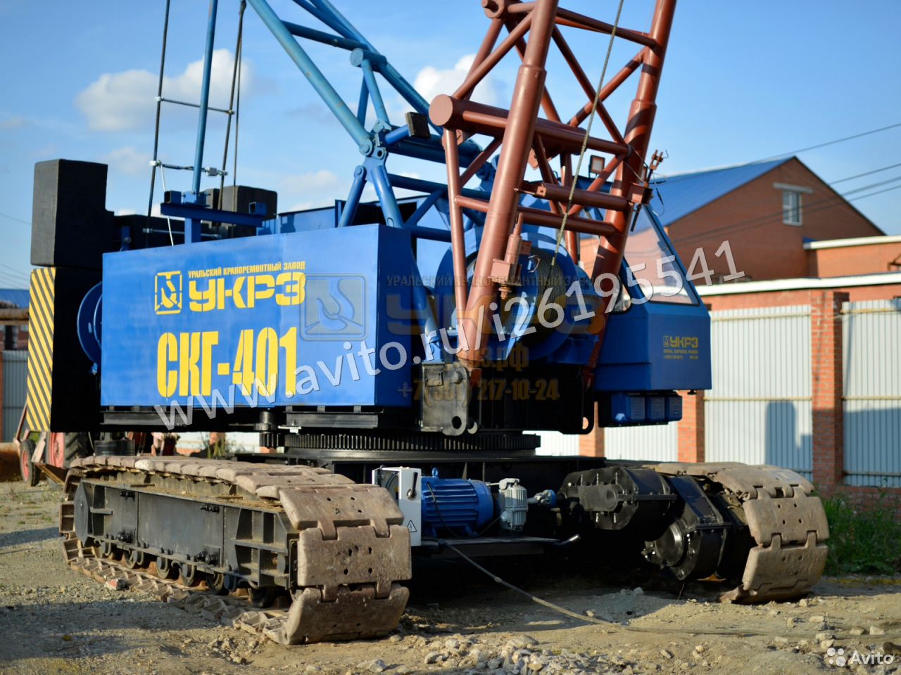 Гусеничный кран УКРЗ СКГ 401