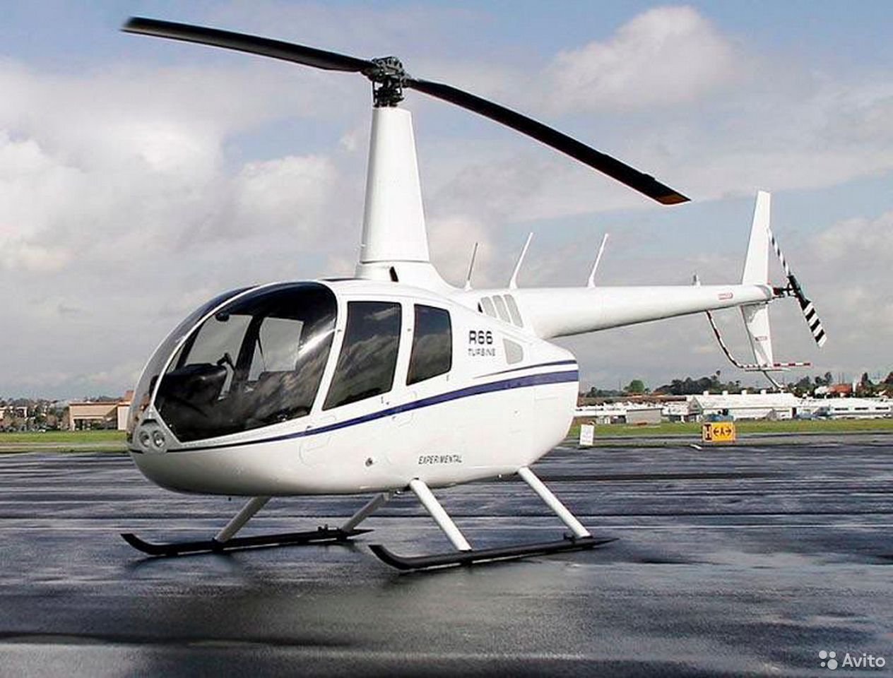 Вертолет Robinson R-66