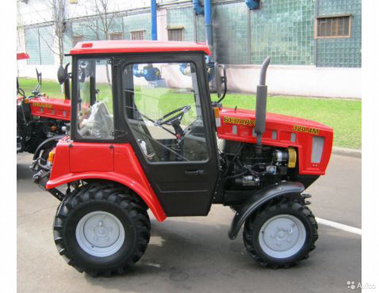 Трактор МТЗ Беларус 320.4М