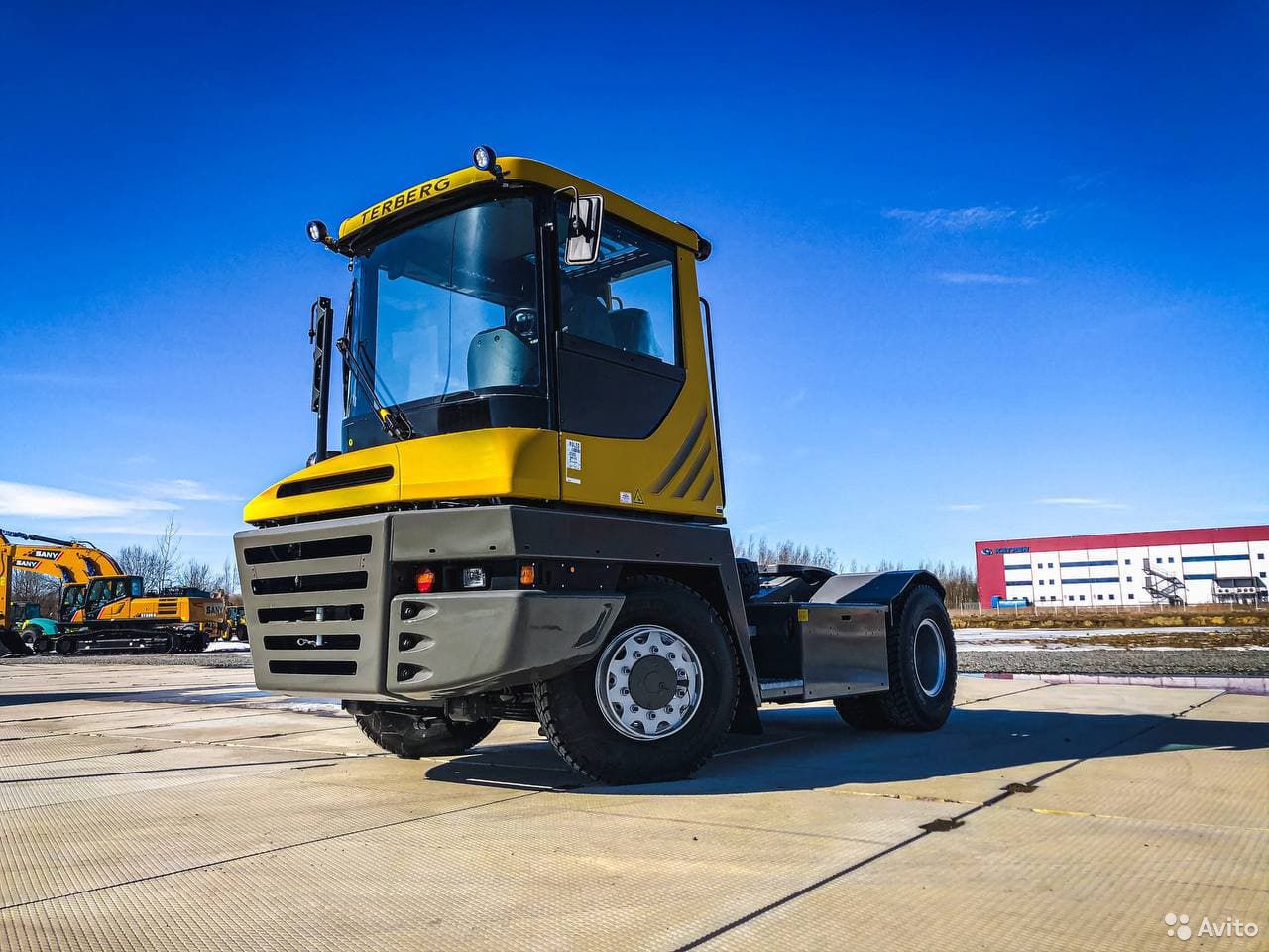Терминальный тягач Terberg RT223