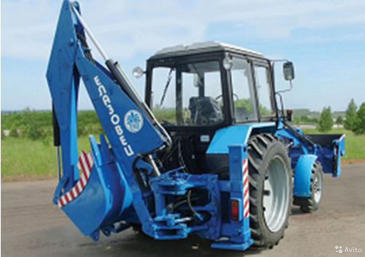 Экскаватор-погрузчик ЕлАЗ ЭП-2630Е