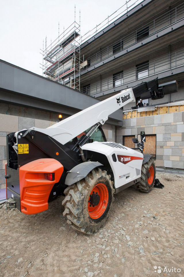 Телескопический погрузчик Bobcat T35.140S