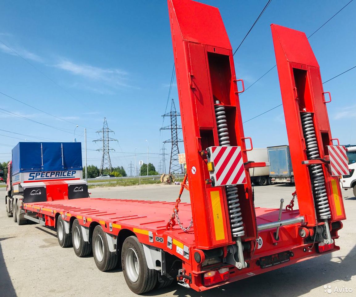 Полуприцеп тяжеловоз Specpricep 9942L4