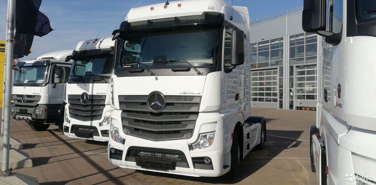 Седельный тягач Mercedes-Benz Actros