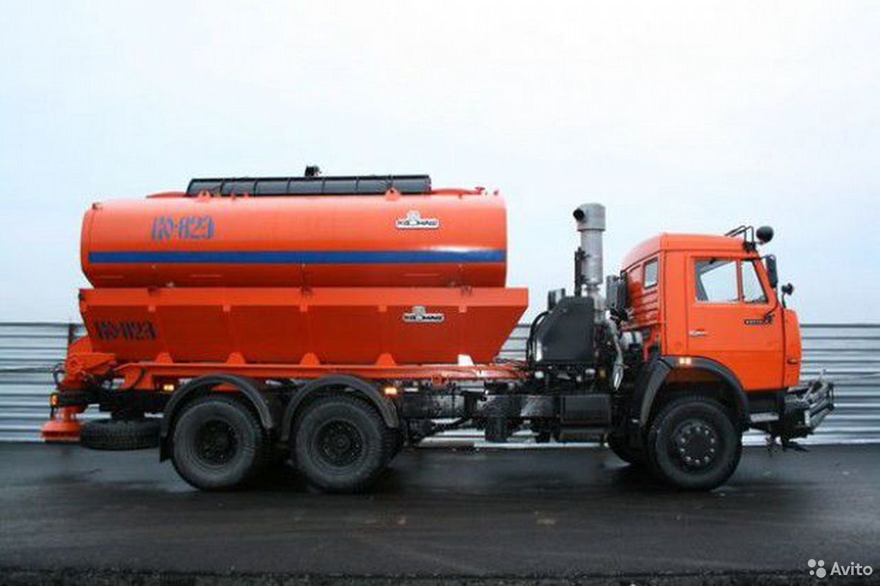 Комбинированная дорожная машина КО-823 на шасси КамАЗ 65115-773962-50