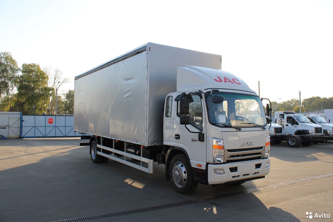 Тентованный грузовик JAC N120